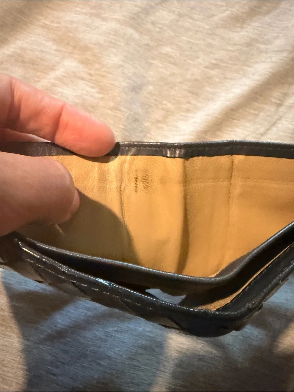 Bottega Veneta Men’s Dark Navy Intrecciato Bi-Fold Card Wallet